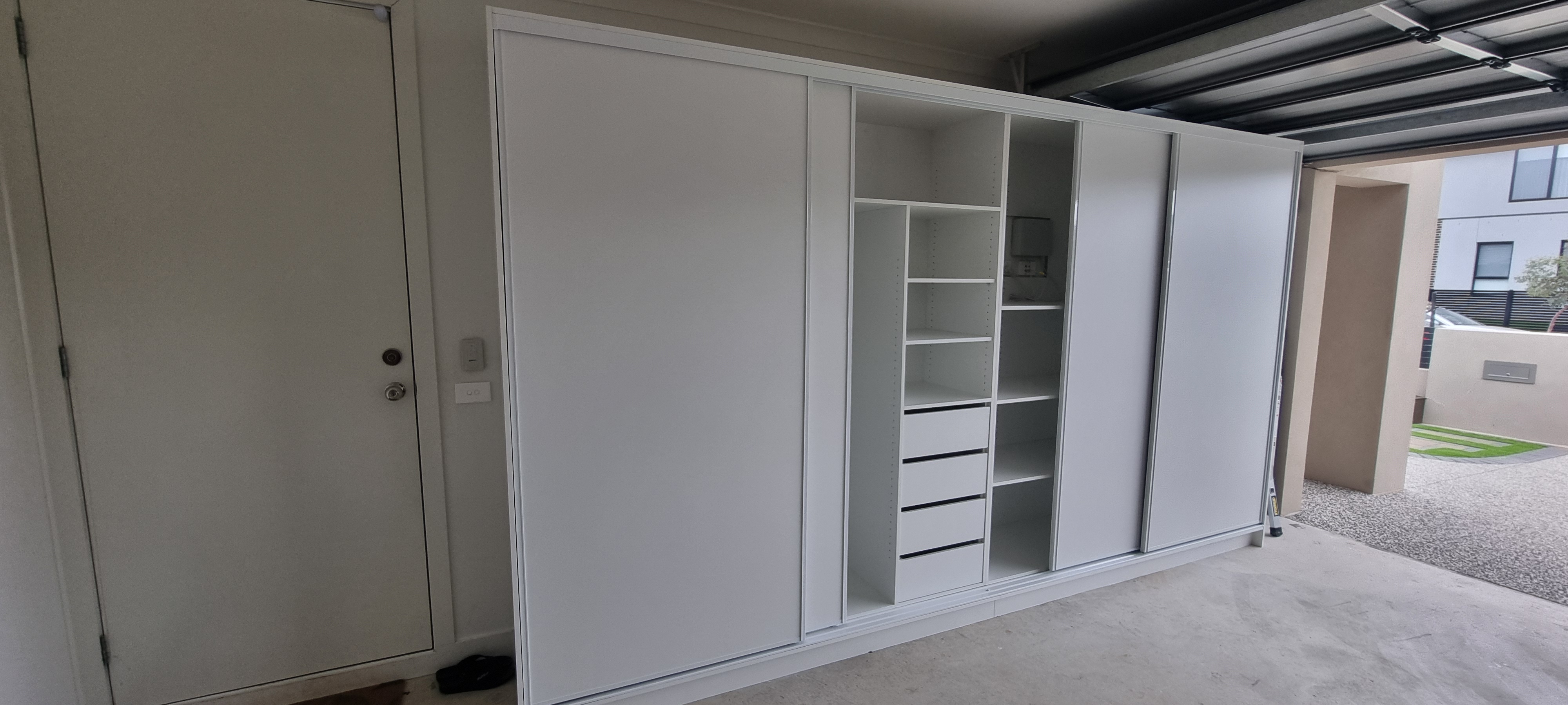 Kitchen cabinet design